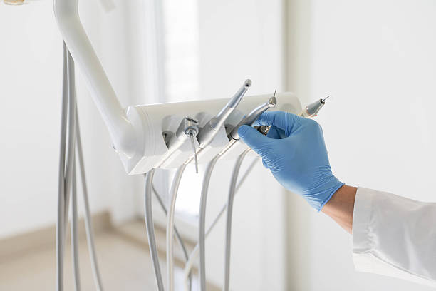 24/7 Emergency Tooth Extraction experts in Friendswood, TX